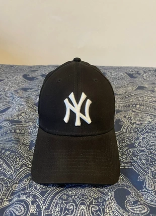 Gorra New Era 39Thirty NY Negra, marque: New Era, état: Très bon état, 15,00 €, 16,45 € Protection acheteurs incluse