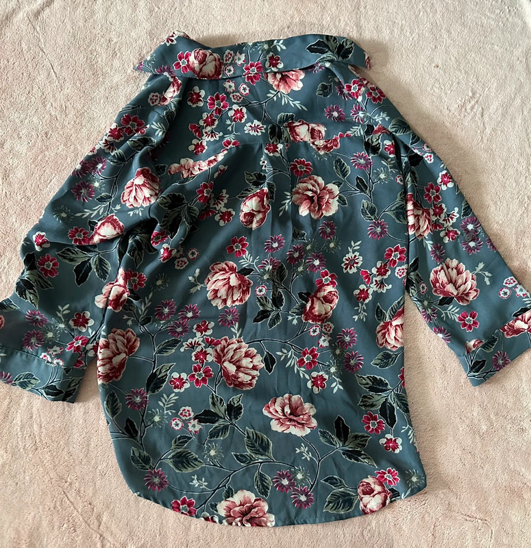 IZ Byer Blue Floral Button Up Top 2