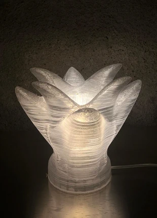 Lampada Anemone Nembula Design, brand: Nembula Design, condizioni: Nuovo con cartellino, €135.00, €142.45 include la Protezione acquisti