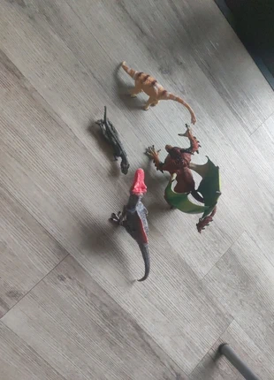 Dinosaure, estado: Muy bueno, tamaño: 4 años / 104 cm, 5,00 €, 5,95 € Protección al comprador incluida