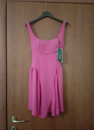 Abito corto fucsia, brand: Jasmine, condizioni: Nuovo con cartellino, taglia: S / IT 40 / EU 36, €5.00, €5.95 include la Protezione acquisti