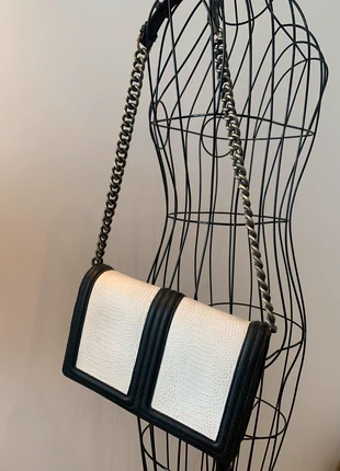 Sac à chaîne h&m noir et blanc, brand: H&M, condition: Very good, €12.00, €13.30 includes Buyer Protection