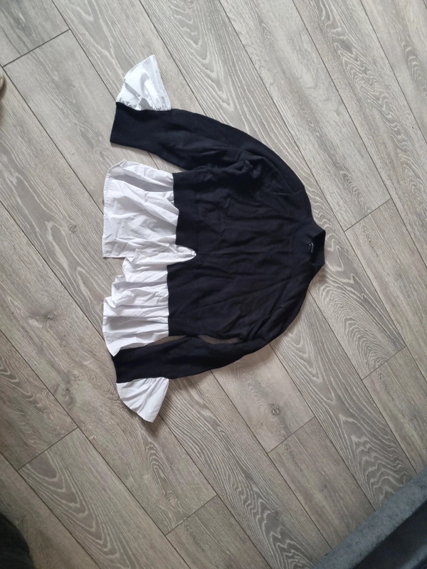 Black jumper with white shirt attached Vinted