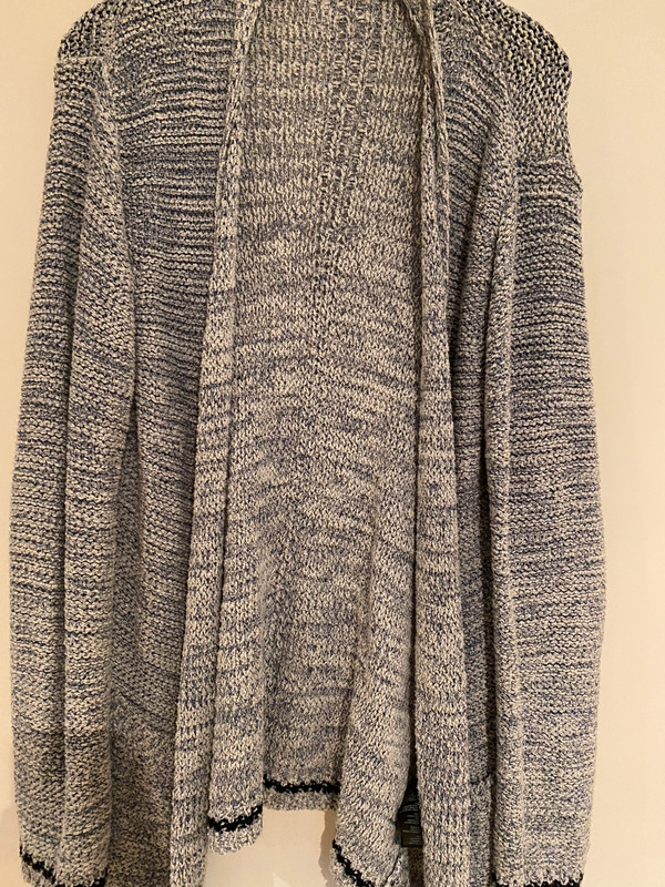 Vest blauw/grijs/wit van - Vinted