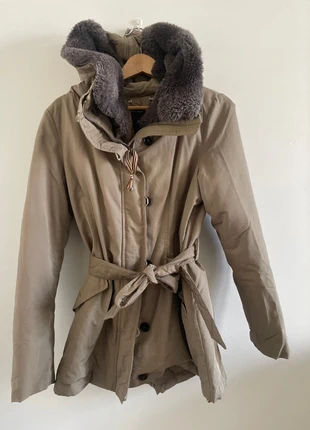 Magnifique Manteau imperméable Max Mara – modèle Arctic, taupe clair - taille M, marke: Max Mara, zustand: Sehr gut, größe: M / 38 / 10, 155,00 €, 163,45 € inklusive Vinted-Käuferschutz