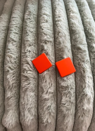 🧡 Boucles d'Oreilles Carrées Orange – Résine, Style Géométrique, état: Très bon état, 3,00 €, 3,85 € Protection acheteurs incluse