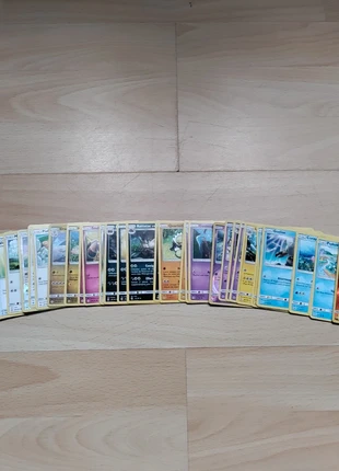 Lot de 50 Cartes Pokémon , marke: Pokémon, zustand: Sehr gut, 7,00 €, 8,05 € inklusive Vinted-Käuferschutz