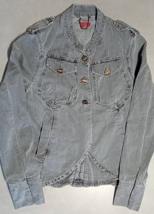 Chemise Lévis Vintage Taille M très bon état, marca: Levi's, estado: Muy bueno, tamaño: M / 38 / 10, 22,00 €, 23,80 € Protección al comprador incluida