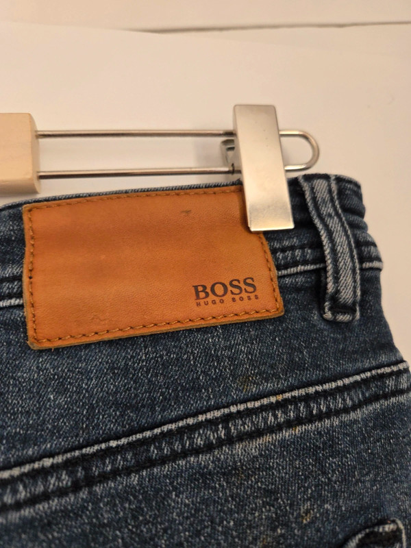 Jean Hugo Boss - photo numéro 6
