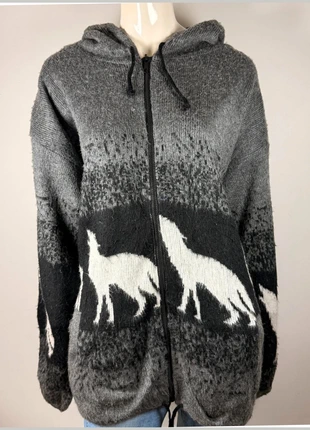 Earth Ragz Wolf Hoodie – Grey & Black Zip-Up Sweater, Boho Wilderness Style, marke: Vintage Dressing, zustand: Sehr gut, größe: M / 38 / 10, 27,90 €, 30,00 € inklusive Vinted-Käuferschutz