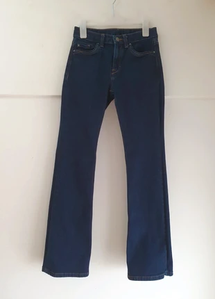 Bootcut Jeans mid-rise , marke: Esprit, zustand: Neu, größe: XS / 34 / 6, 30,00 €, 32,20 € inklusive Vinted-Käuferschutz