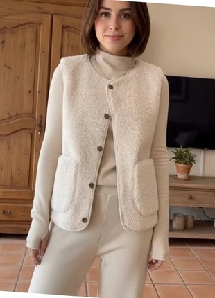 Veste Sans Manches Moutonnée - Style Cocooning & Élégance Minimaliste, zustand: Sehr gut, größe: L / 40 / 12, 39,90 €, 42,60 € inklusive Vinted-Käuferschutz