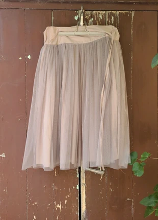 Jupe en tulle taille 42 Fait main couleur taupe, merk: Fait Main, staat: Heel goed, maat: XL / 42 / 14, € 12,00, € 13,30 inclusief Kopersbescherming