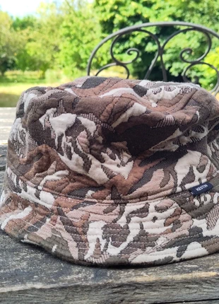 Bob en coton jacquard, brand: Kestin, condition: Very good, size: L, €25.00, €26.95 includes Buyer Protection