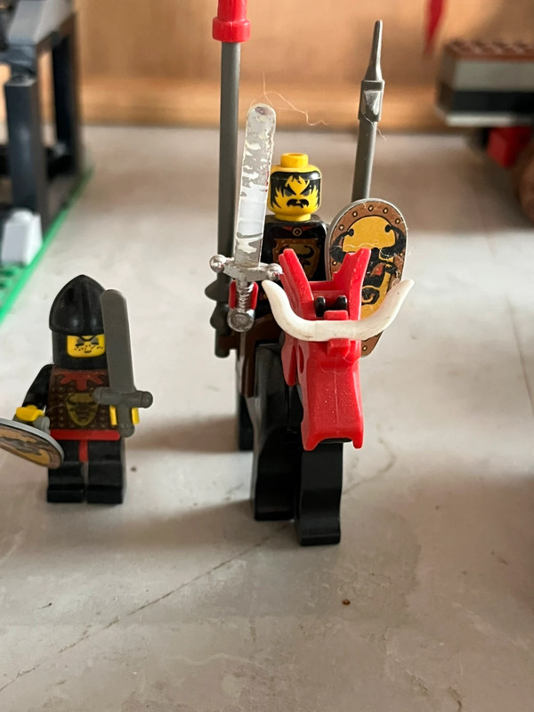 Lego Knight kingdom 6096 bull’s attack - photo numéro 9
