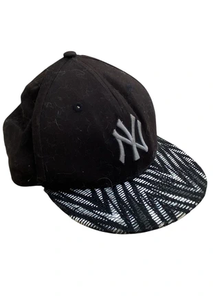 New era zebra pattern cap hat, brand: New Era, condizioni: Ottime, taglia: Taglia unica, €15.00, €16.45 include la Protezione acquisti