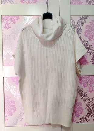 Jersey chaleco de punto con cuello vuelto, brand: Stradivarius, condizioni: Ottime, taglia: M / IT 42 / EU 38, €6.99, €8.04 include la Protezione acquisti