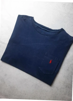 T-shirt Ralph Lauren marine taille XL col rond avec poche logo rouge, marke: Ralph Lauren, zustand: Sehr gut, größe: XL, 12,50 €, 13,83 € inklusive Vinted-Käuferschutz