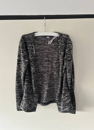 Vestje losjes, marque: Zeeman, état: Très bon état, taille: 5 ans / 110 cm, 2,00 €, 2,80 € Protection acheteurs incluse