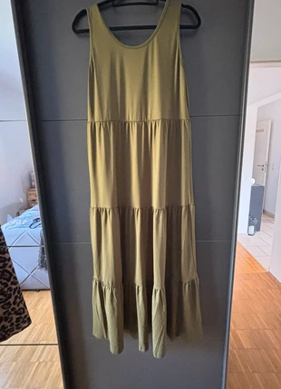 Ärmelloses Kleid in Olivgrün – herbstlicher Chic, brand: Sonstiges, condizioni: Nuovo senza cartellino, taglia: L / IT 44 / EU 40, €5.00, €5.95 include la Protezione acquisti