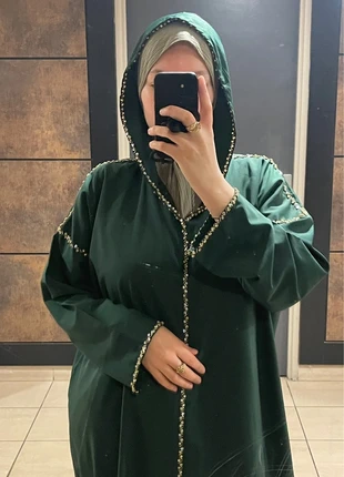 Abaya à capuche verte fonce Perlé, brand: Cousu Main, condition: New without tags, size: XL / 42 / 14, €25.00, €26.95 includes Buyer Protection