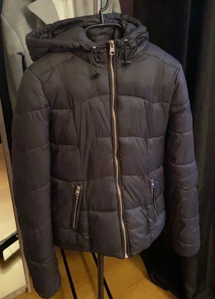 Doudoune à capuche noir, brand: Bershka, condition: Very good, size: S / 36 / 8, €14.00, €15.40 includes Buyer Protection