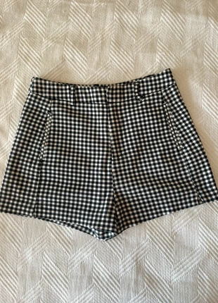 Short de cuadros Stradivarius, marca: Stradivarius, estado: Novo sem etiquetas, tamanho: XS / 34 / 6, €4.00, €4.90 inclui Proteção do Comprador