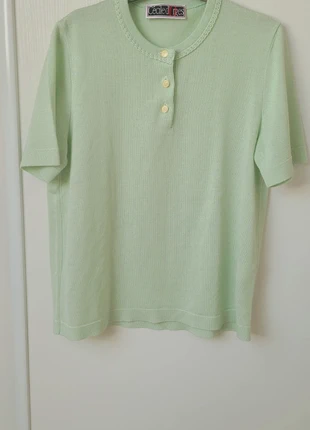 Polo vert pâle, brand: Cécile D'orges, condition: Good, size: XXL / 44 / 16, €2.00, €2.80 includes Buyer Protection