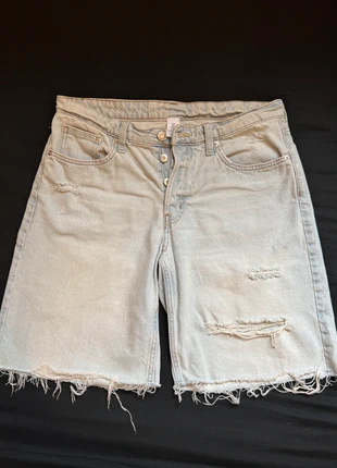 H&M Bermuda shorts, brand: H&M, condition: Very good, size: M / UK 12-14, £6.00, £7.00 includes Buyer Protection
