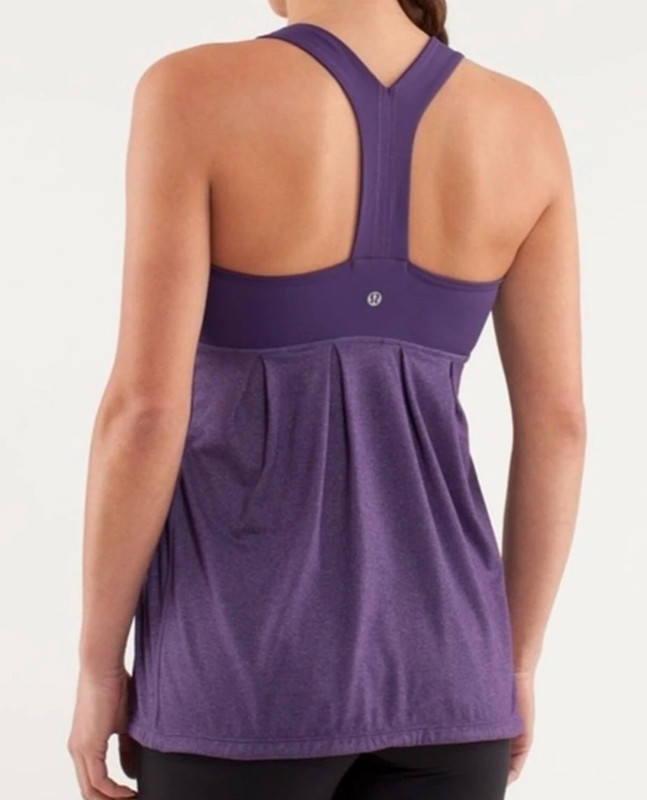 Lululemon top talla 8 color morado 1