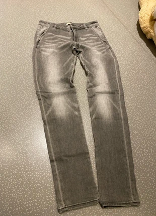 Jean droit, brand: DDP, condition: Very good, size: XS / 34 / 6, €4.50, €5.43 includes Buyer Protection