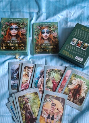 L’Oracle des gardiennes des mythes, brand: tredaniel, condizioni: Ottime, €6.00, €7.00 include la Protezione acquisti