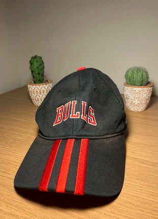 Vintage nba pet cap chicago bulls adidas, marque: adidas, état: Très bon état, taille: Taille unique, 7,50 €, 8,58 € Protection acheteurs incluse
