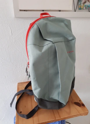 Mini sac a dos Quechua, marque: Quechua, état: Très bon état, 2,00 €, 2,80 € Protection acheteurs incluse