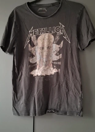 Metellica Band shirt, merk: Alternative, staat: Goed, maat: M / 38 / 10, € 3,49, € 4,36 inclusief Kopersbescherming