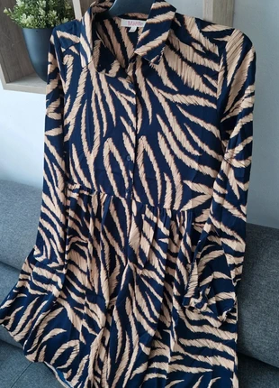 🐆 Robe Léopard Marine/Écru Taille M/L Magnifique ! 🐆, marque: Maëlle, état: Neuf sans étiquette, taille: M / 38 / 10, 8,00 €, 9,10 € Protection acheteurs incluse