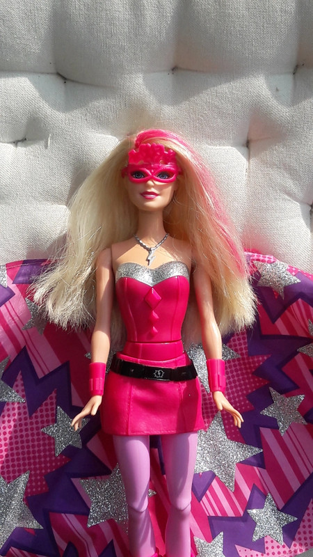 Poupée Barbie super princesse