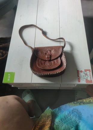 👜 Sac en cuir artisanal marron solide et de qualité, merk: Inconnu, staat: Heel goed, € 10,00, € 11,20 inclusief Kopersbescherming