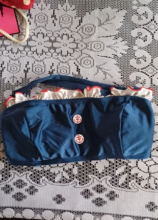 Bovenste stuk bikini, merk: Fables, staat: Heel goed, maat: M / 38 / 10, € 5,00, € 5,95 inclusief Kopersbescherming