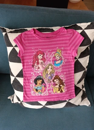 Maglietta Disney Store bambina 5/6 anni Principesse, marke: Disney, zustand: Sehr gut, größe: 5 Jahre / 110, 4,00 €, 4,90 € inklusive Vinted-Käuferschutz