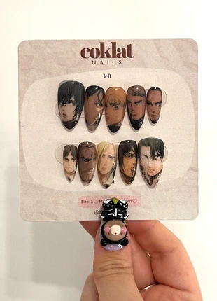 Press on nails ataque a los titanes, marca: Attack On Titan, estado: Nuevo con etiquetas, 15,00 €, 16,45 € Protección al comprador incluida