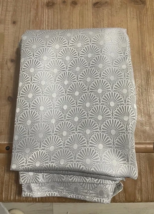 Grande nappe élégante grise argenté motif fleurs 145x250cm neuve, brand: grande nappe, condizioni: Nuovo senza cartellino, €10.00, €11.20 include la Protezione acquisti