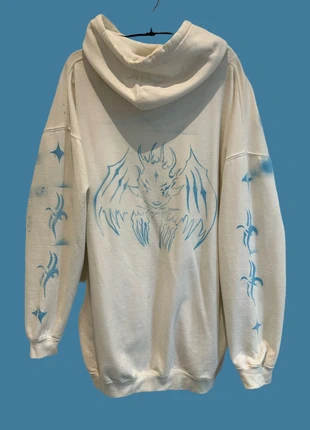 White Hoodie 1/1 spray painted, brand: hand made, condition: Very good, size: XXL / UK 24-26, £15.00, £16.45 includes Buyer Protection