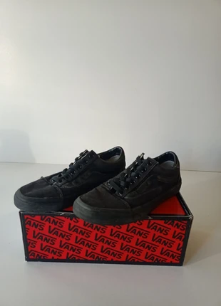 Vans basse noir , merk: Vans, staat: Heel goed, maat: 38, € 14,00, € 15,40 inclusief Kopersbescherming