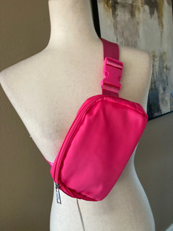 Hot pink belt bag 2