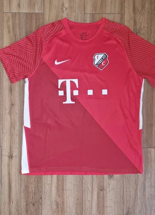 FC Utrecht 2021-22 Home Shirt, brand: Nike, condition: Very good, size: XL, £20.00, £21.70 includes Buyer Protection