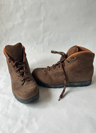 Botas montaña Agadi, marque: Montana, état: Très bon état, taille: 42, 10,00 €, 11,20 € Protection acheteurs incluse