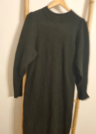 Robe pull noire H&M Taille M / 38, marque: H&M, état: Très bon état, taille: M / 38 / 10, 7,50 €, 8,58 € Protection acheteurs incluse