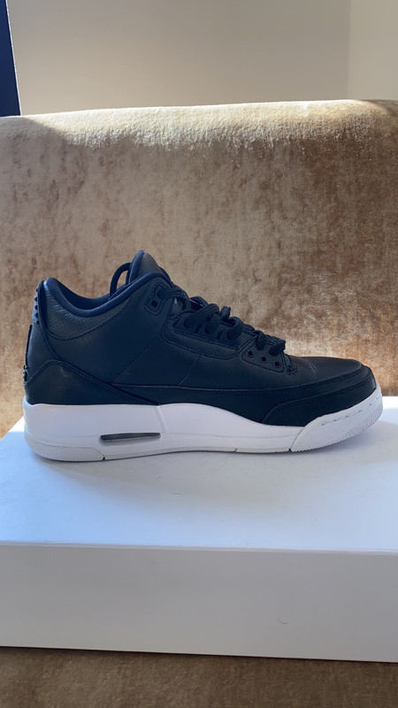 Jordan retro hotsell 3 cyber monday
