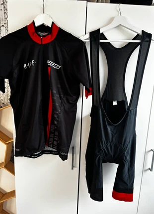 Fietskleding Doltcini set maat L, merk: Doltcini, staat: Goed, maat: L, € 10,00, € 11,20 inclusief Kopersbescherming